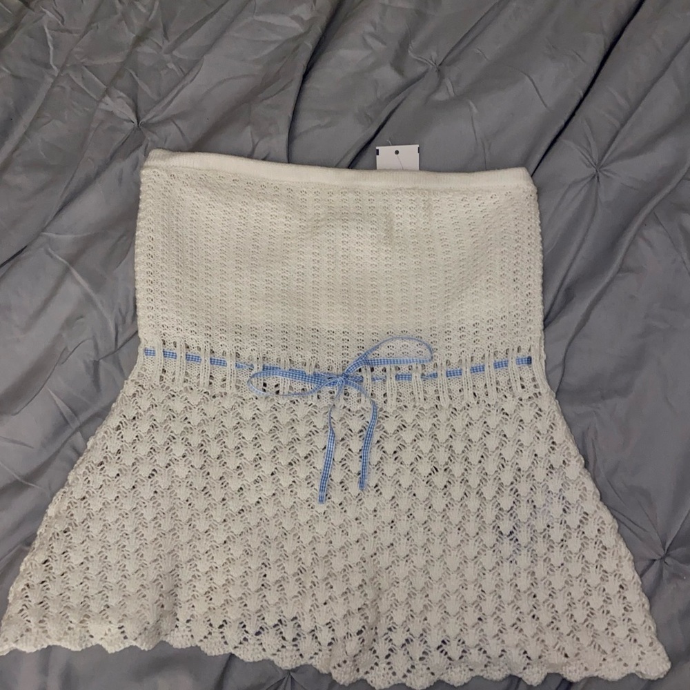 Hollister White Crochet Tube Top with Blue Tie